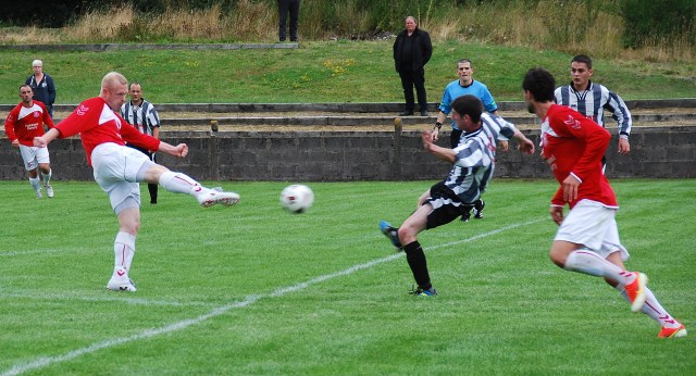 Bo bombs home the fifth