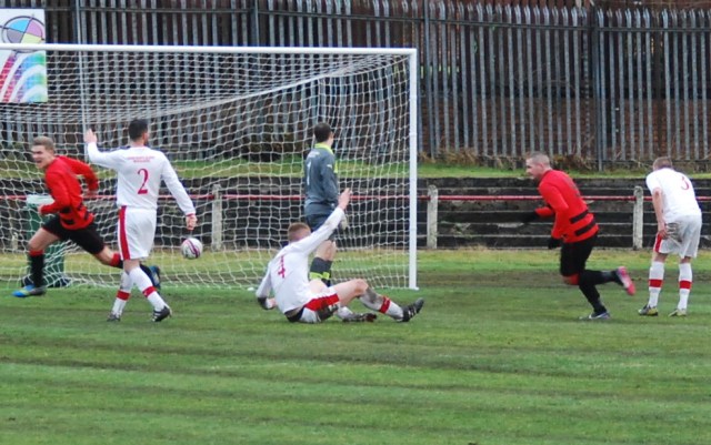Alan Urquhart puts Rabs ahead