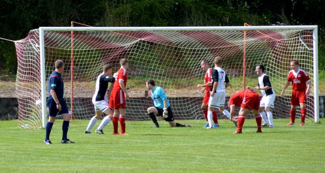 Darren Mitchell doubles Cumnock;s lead