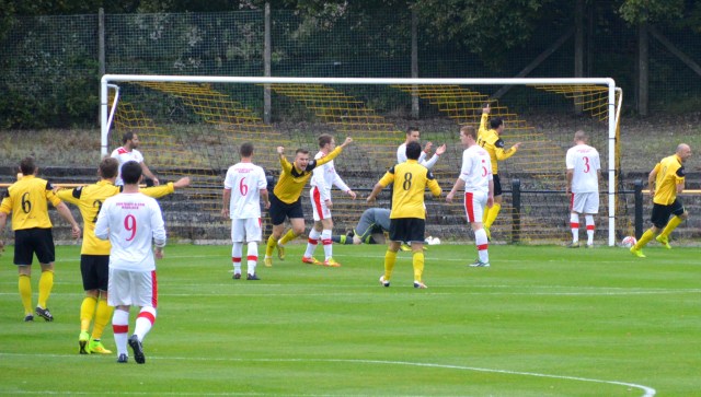 Kilbirnie celebrate the opener