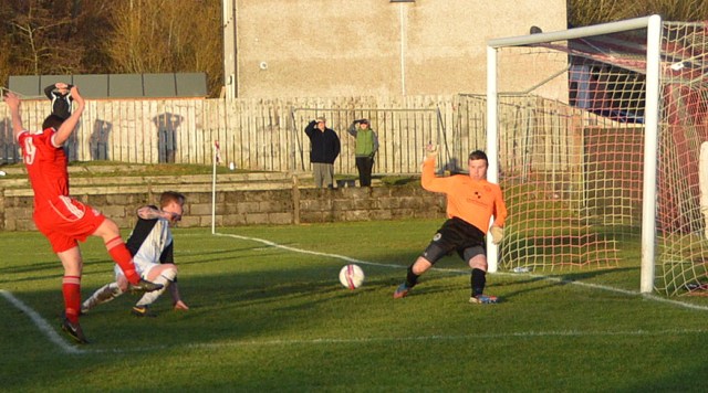 Ally Semple saves from Alain Kinney