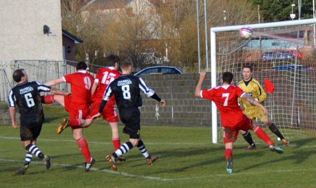 Alain Kinney goes close