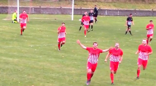 davidgrayfreekick_201617_lge_home02